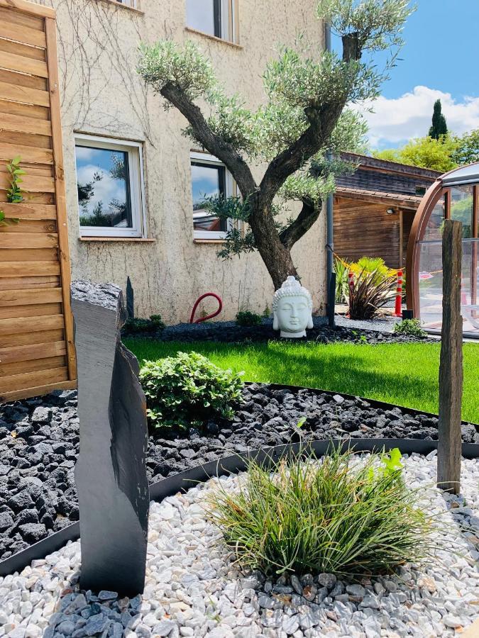 Logis Hotel Restaurant Le Clos Fleuri Кастельнодари Экстерьер фото