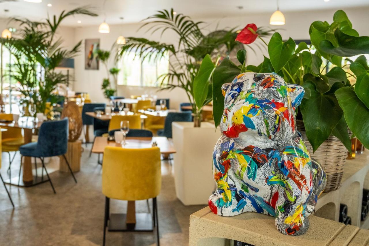 Logis Hotel Restaurant Le Clos Fleuri Кастельнодари Экстерьер фото